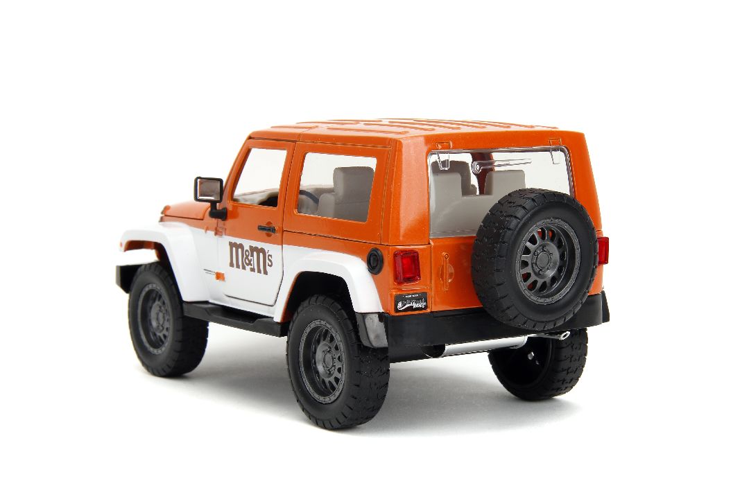 1/24 "Hollywood Rides" 2007 Jeep Wrangler with Orange M&M