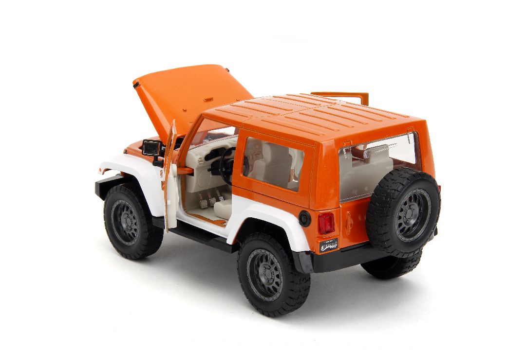 1/24 "Hollywood Rides" 2007 Jeep Wrangler with Orange M&M
