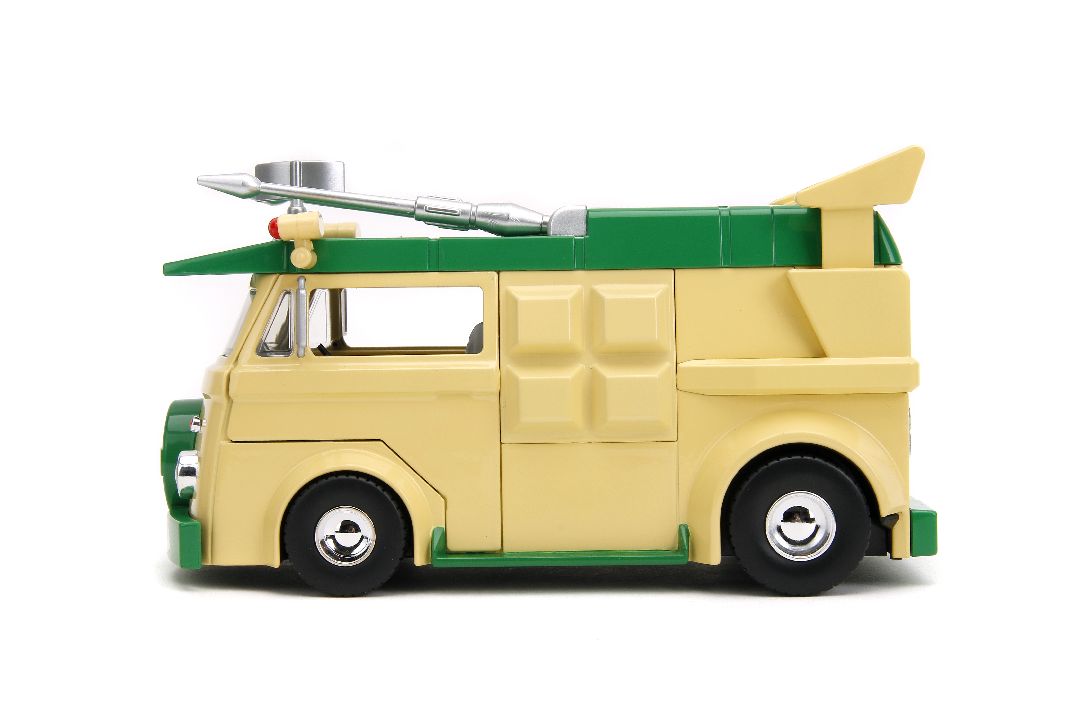 1/24 "Hollywood Rides" Teenage Mutant Ninja Turtles - The Party Wagon w/Donatello
