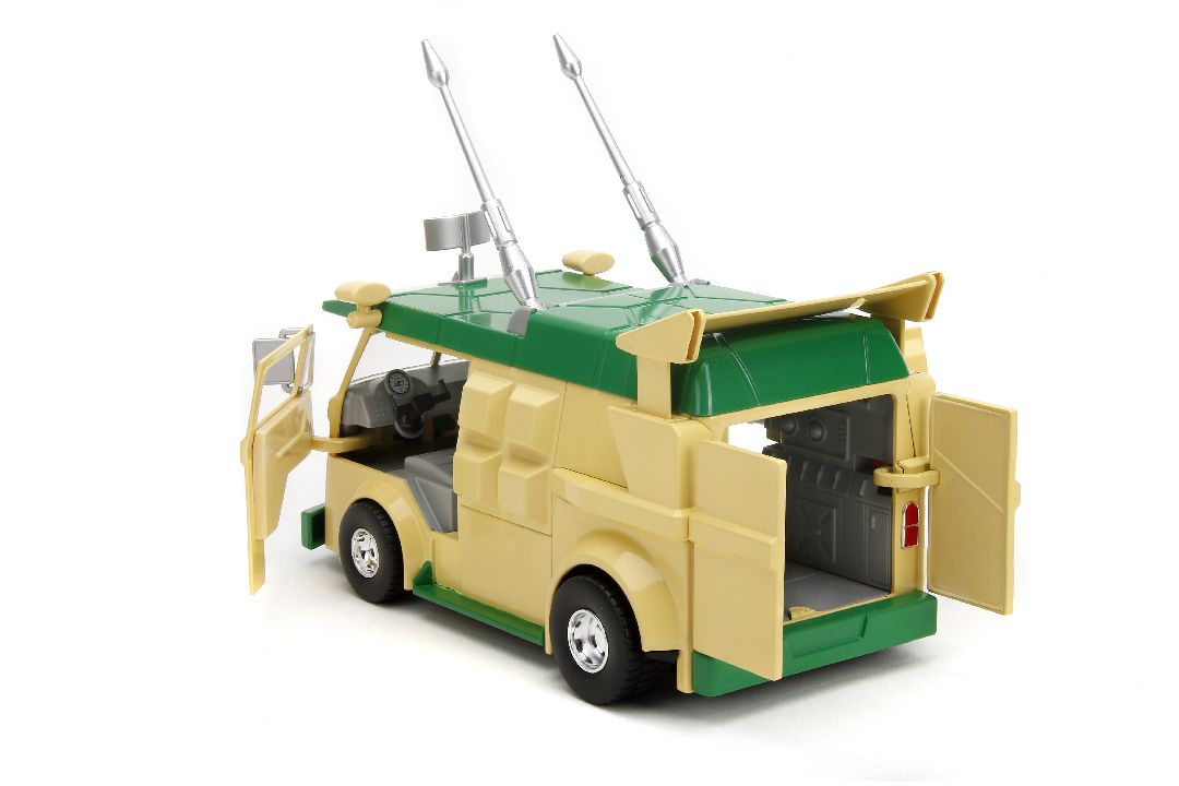 1/24 "Hollywood Rides" Teenage Mutant Ninja Turtles - The Party Wagon w/Donatello