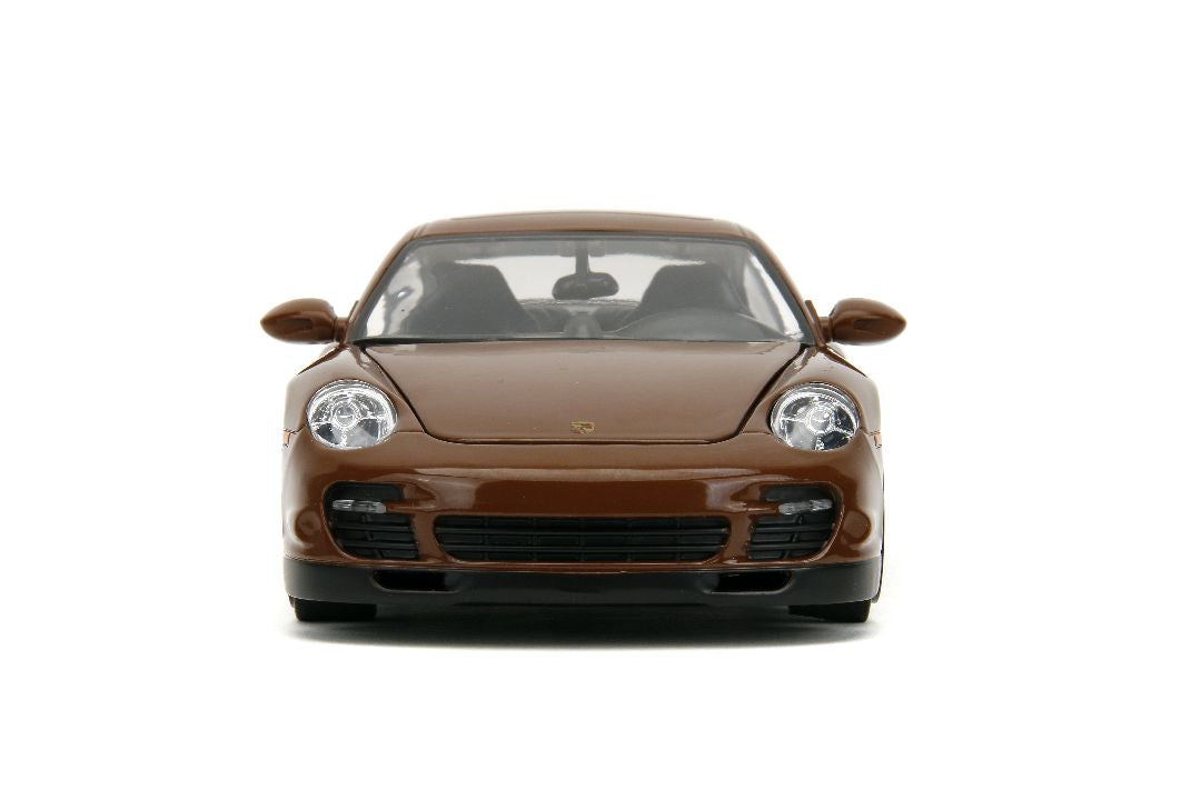 1/24 "Hollywood Rides" 2007 Porsche 911 Turbo with Brown M&Ms