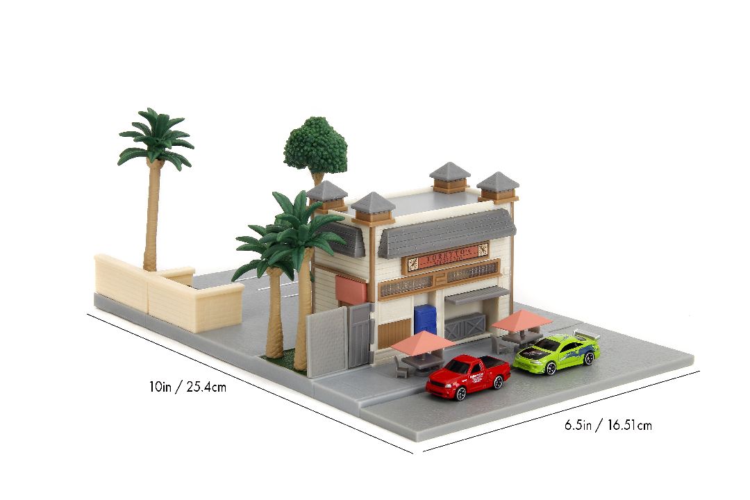 1.65" Nano "Hollywood Rides" Nano Scene – Dom Toretto's Market & Café