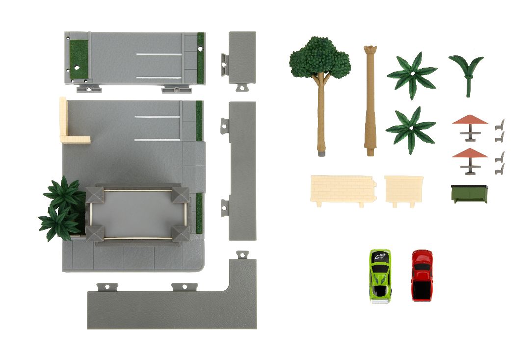 1.65" Nano "Hollywood Rides" Nano Scene – Dom Toretto's Market & Café