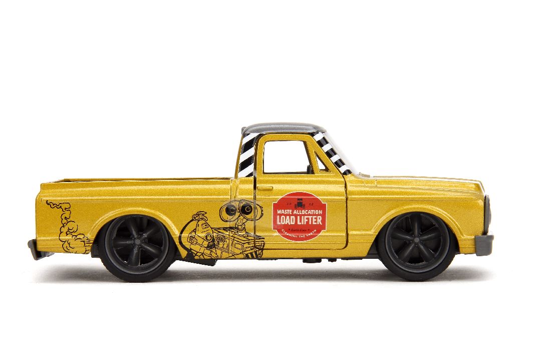 1/32 "Hollywood Rides" - Disney Pixar - 1972 Chevy Cheyenne (Wall-E Theme)