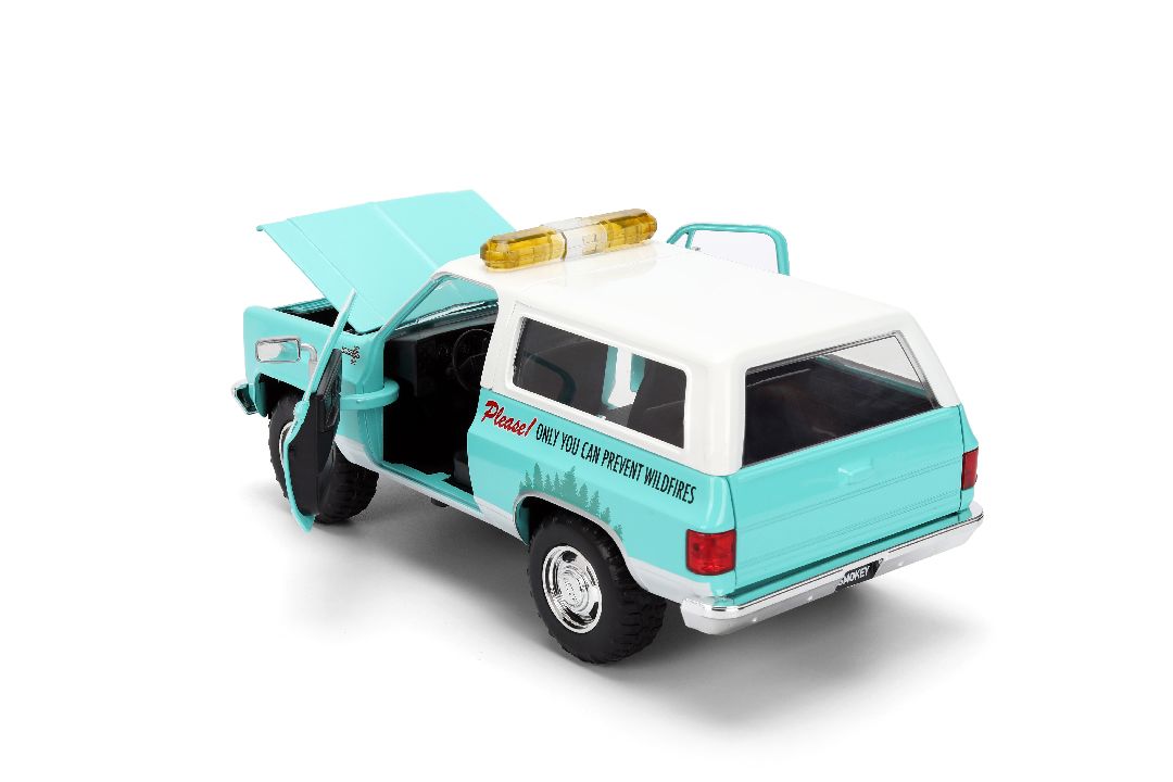 1/24 "Hollywood Rides" - Smokey Bear - 1980 Chevy Blazer w/ Smokey Bear