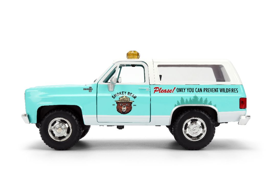 1/24 "Hollywood Rides" - Smokey Bear - 1980 Chevy Blazer w/ Smokey Bear