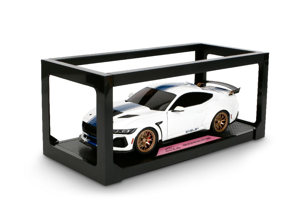 1/18 PINK SLIPS W8 - 2025 Ford Mustang Super Snake