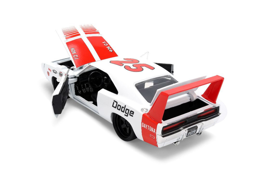1/24 BTM - 1969 Dodge Charger Daytona