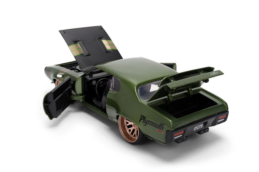 1/24 "BIGTIME Muscle" 1972 Plymouth GTX - Metallic Dark Green
