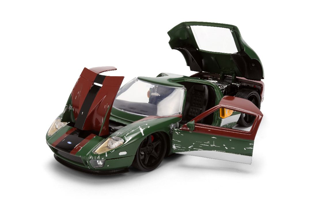 1/24 "Hollywood Rides" - 2005 Ford GT w/Boba Fett