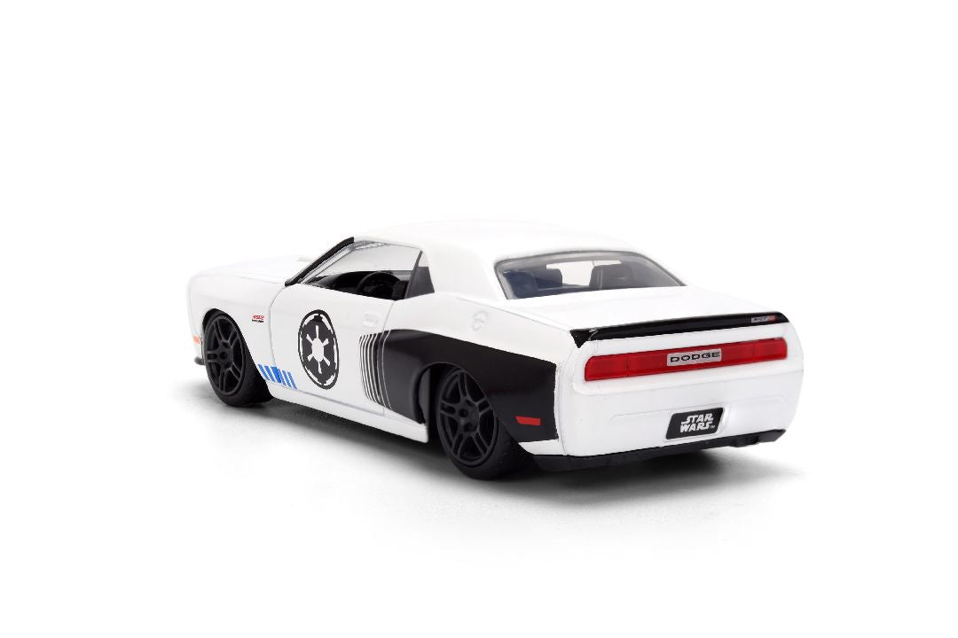 1/32 "Hollywood Rides" - Star Wars - 2012 Dodge Challenger (STORM TROOPER THEME)