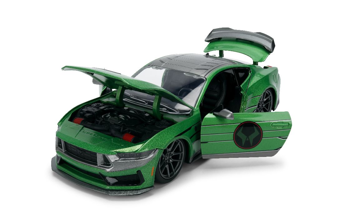 1/24 "Hollywood Rides" - 2024 Ford Mustang Dark Horse w/ Dr. Doom
