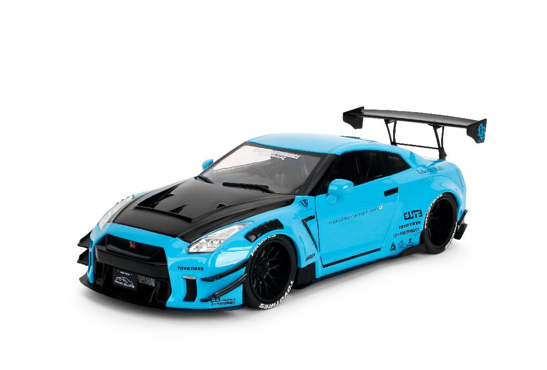 1/18 PINK SLIPS W8 - Nissan GT-R (R35) Liberty Walk