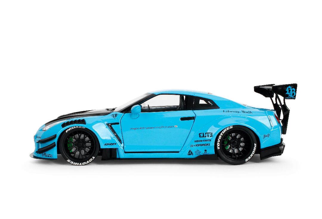 1/18 PINK SLIPS W8 - Nissan GT-R (R35) Liberty Walk