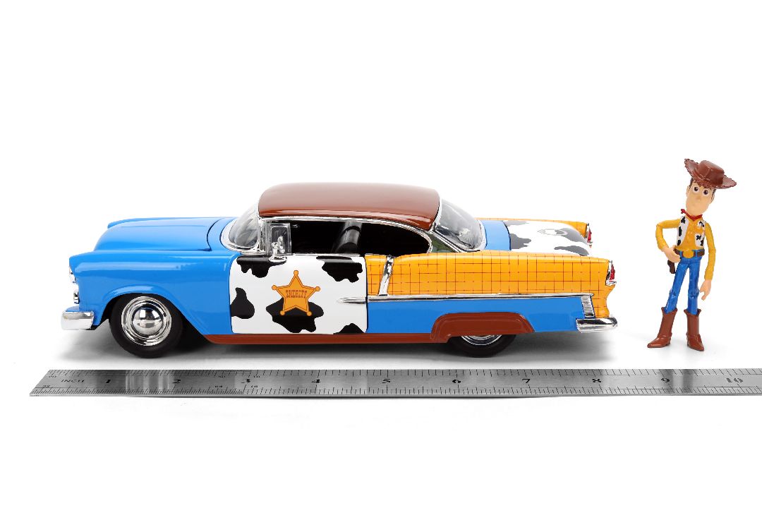 1/24 "Hollywood Ride" Disney 1955 Chevy Bel Air w/ Woody Figure