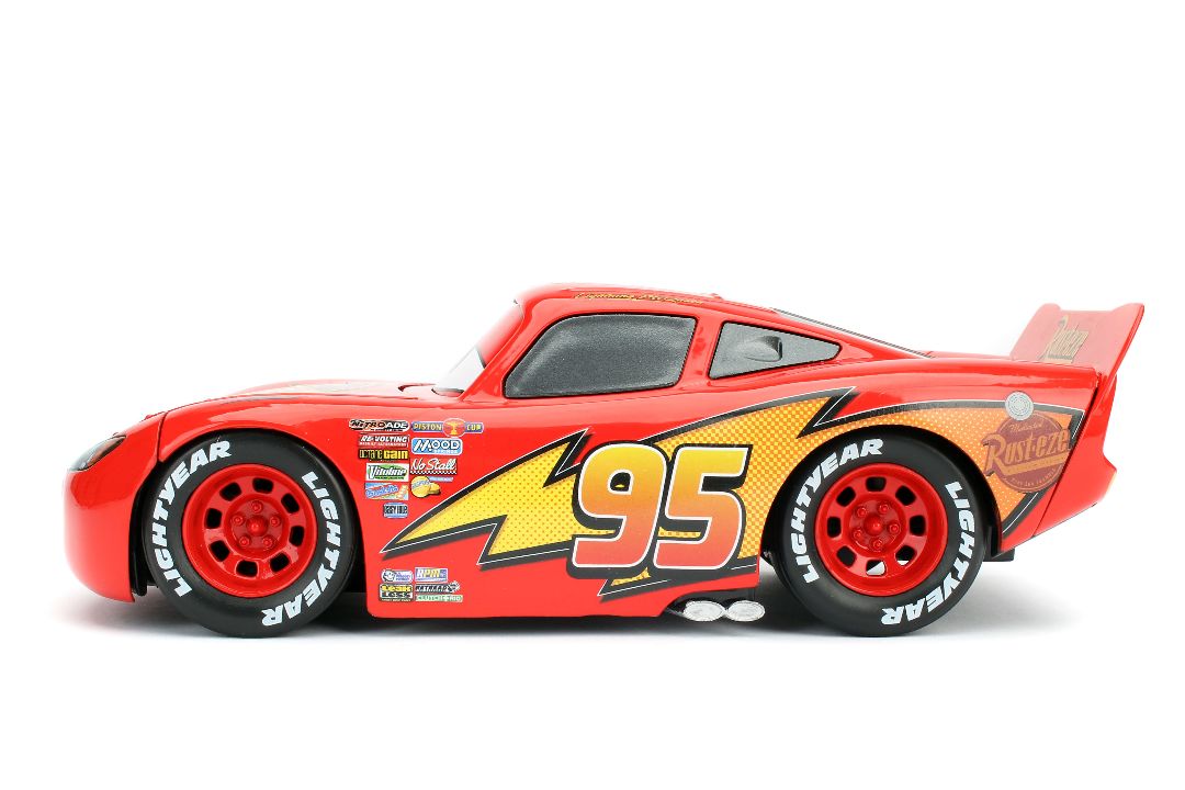 1/24 "Hollywood Rides" Pixar Cars - Lightning McQueen with Rack