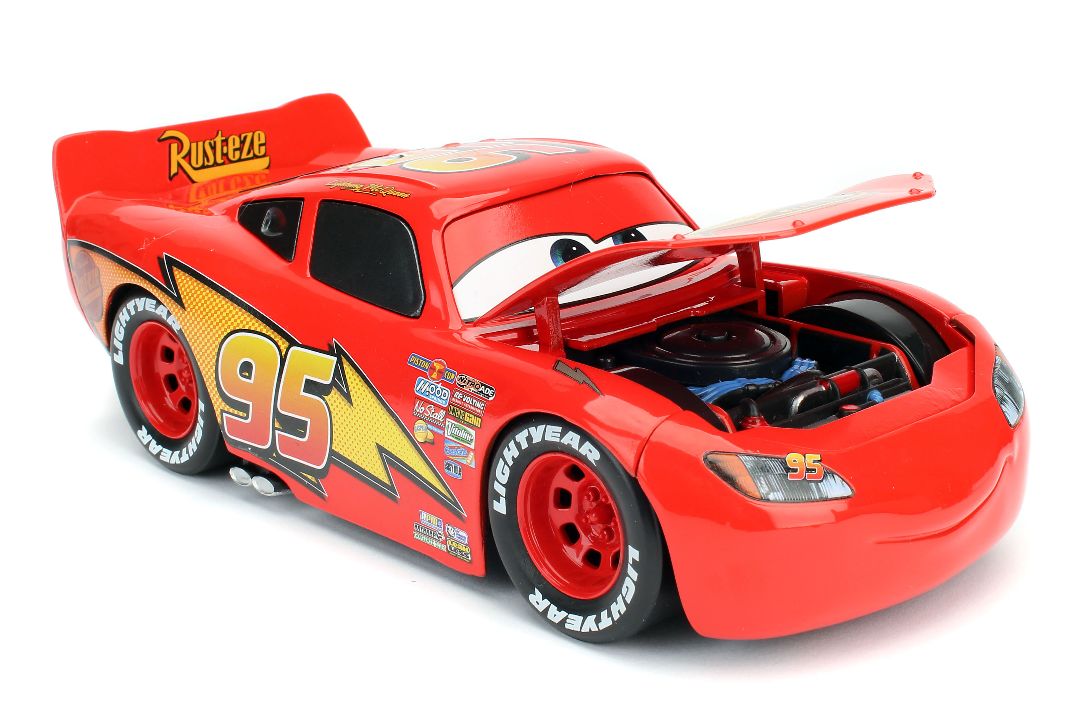 1/24 "Hollywood Rides" Pixar Cars - Lightning McQueen with Rack