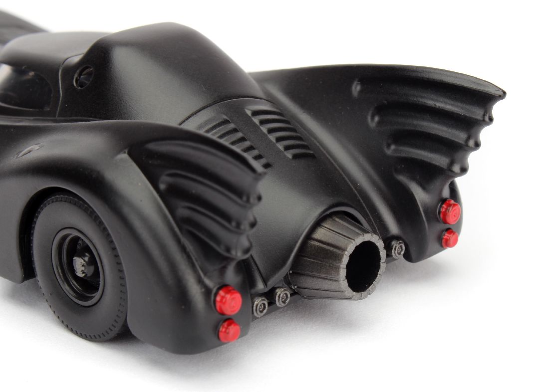 1/32 "Hollywood Rides" - 1989 Batman Batmobile Additional Images