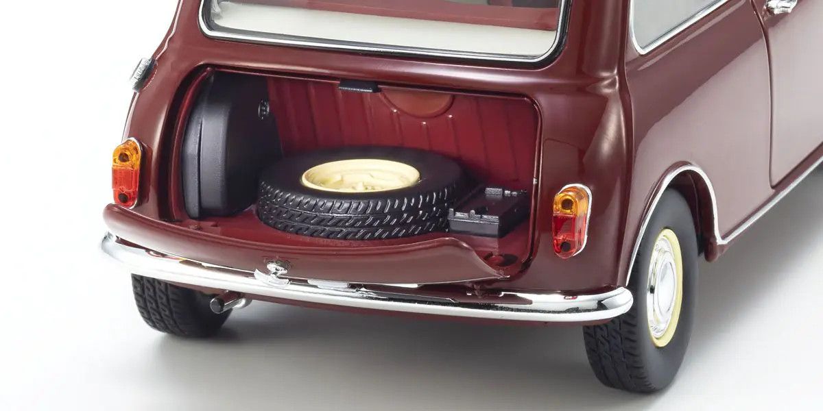 1/18 Scale Morris Mini Minor Cherry Red Model Diecast Car