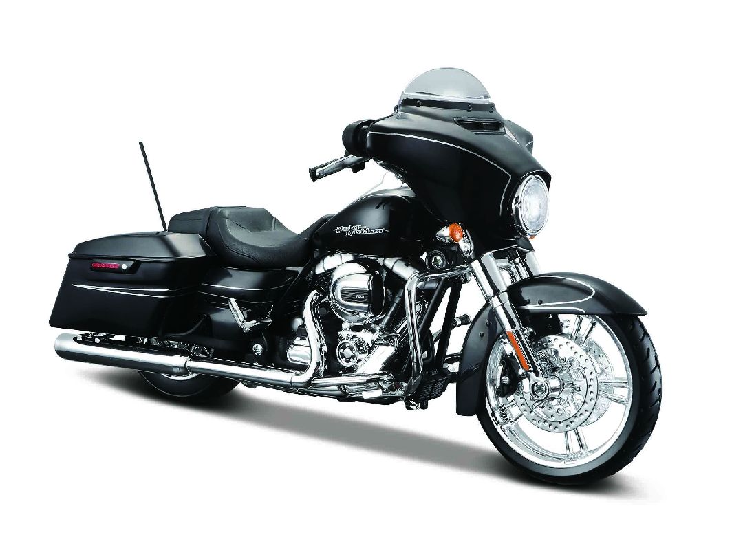 Maisto 1/12 H-D 2015 Street Glide Black