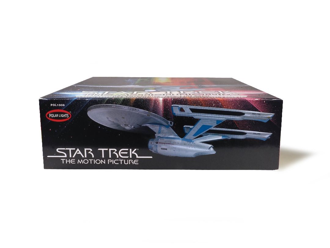 1/350 Star Trek U.S.S. Enterprise Refit (Level 2)