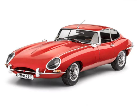 1/24 Jaguar E Type Coupe Plastic Model Kit