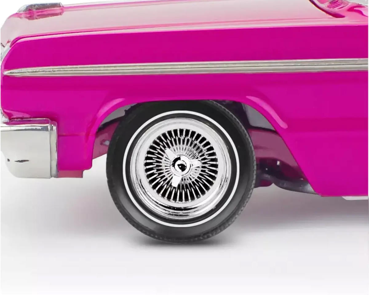 1/25 1964 Chevy Impala SS Lowrider Plastic Model Kit