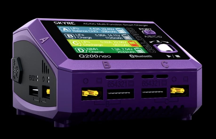 Q200neo 4 Port-Independent Charger