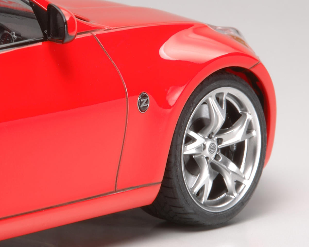 1/24 Nissan 370Z Model Kit
