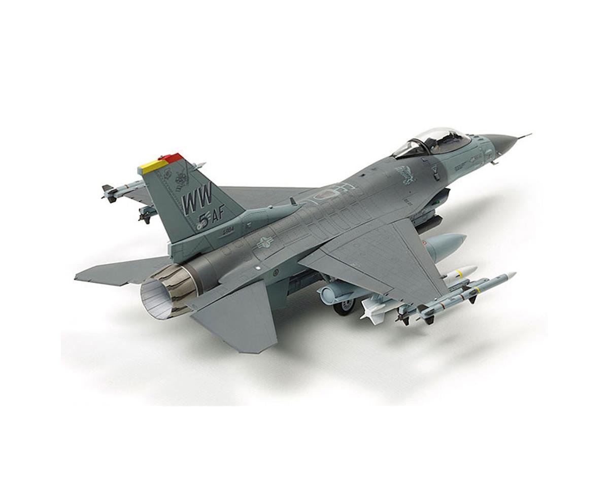 1/72 F-16CJ W FULL EQUIPMENT