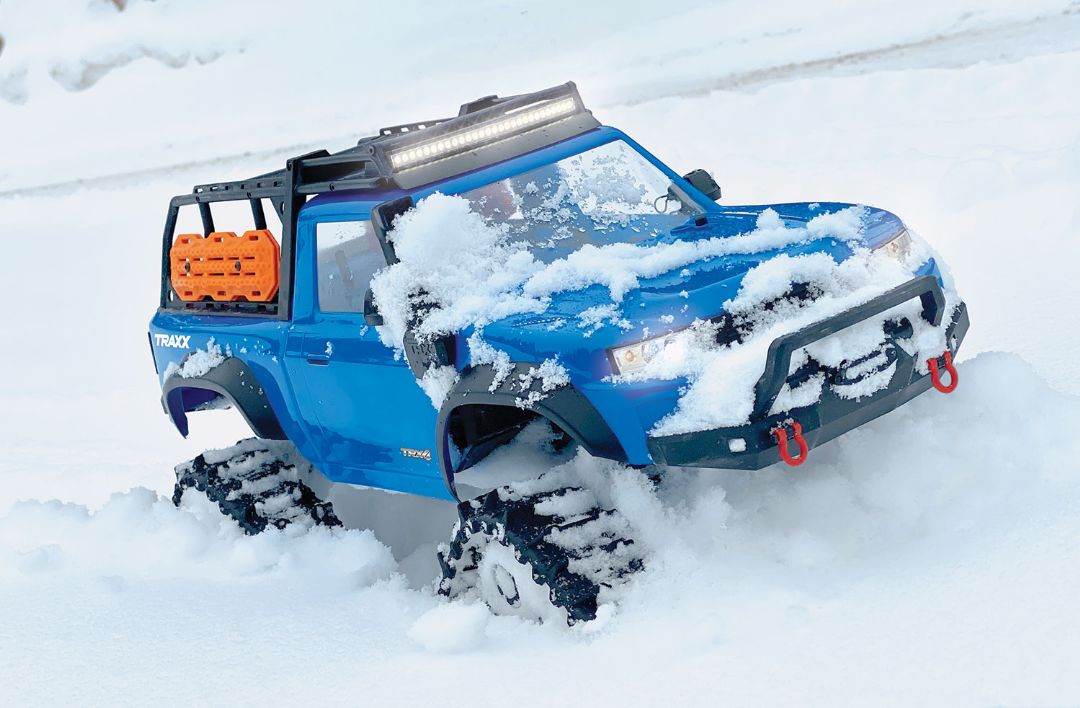 TRX-4 with Deep-Terrain Traxx 4X4 Truck - Blue